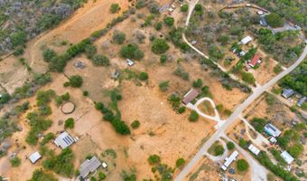 144 OAK PARK Rd, Adkins, TX 78101