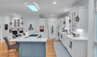 429 Waterford Point Dr, Boiling Springs, SC 29316