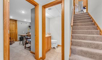 1372 Earhart Ave, Akron, OH 44320