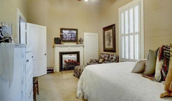 3002 Azle Hwy, Weatherford, TX 76085
