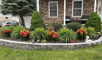 449 Montgomery St, Bayville, NJ 08721