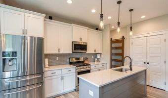 210 31st St SE, Altoona, IA 50009