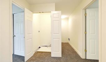 273 Maple Ave, Barrington, RI 02806