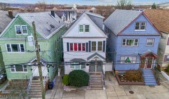 84 W 3rd St, Bayonne, NJ 07002