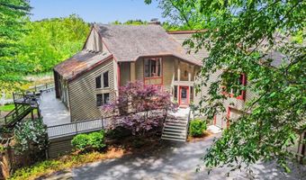 1843 Timber Trail Dr SE, Ada, MI 49301