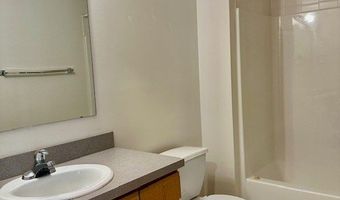 1894 Springfield Lake Blvd 102, Akron, OH 44224
