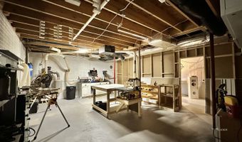 29455 Chestnut Dr, Albany, OH 45710