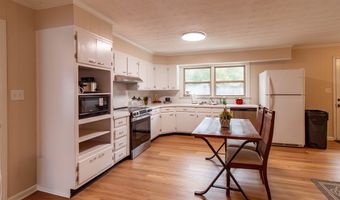 1945 Booster Club Rd, Bainbridge, GA 39819