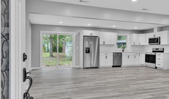 701 E Fourth St, Adel, GA 31620