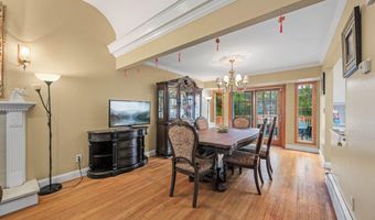 35 Hilldale Rd, Albertson, NY 11507