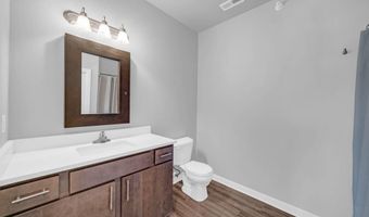 2503 NE Oak Dr 8, Ankeny, IA 50021