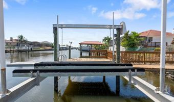 830 GOLF ISLAND Dr, Apollo Beach, FL 33572