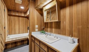 78 Rollins Rd, Alton, NH 03810