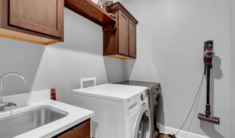 415 E Park Pl, Andover, KS 67002