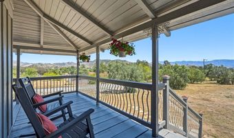 10821 Los Jordans, Agua Dulce, CA 91390