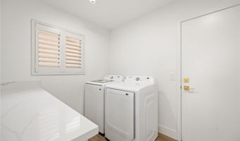 2808 Crown Ridge Dr, Las Vegas, NV 89134