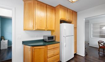 160 Canterbury St, Adrian, MI 49221