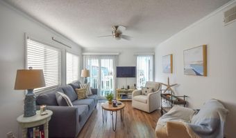 301 E Commerce Way Rd 329, Atlantic Beach, NC 28512