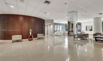 20100 W Country Club Dr 403, Aventura, FL 33180