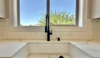 1434 Salida Del Sol, Alamogordo, NM 88310