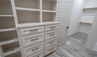 9 NE Armlei Dr, Andrews, TX 79714