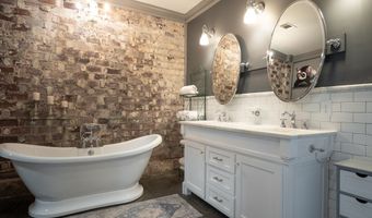585 White Cir 32, Athens, GA 30605