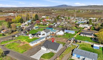 3902 W Snow Ln, Benton City, WA 99320