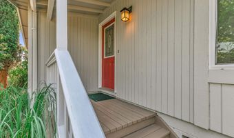 360 Coventry Pl, Ashland, OR 97520