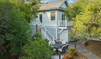 617 Ocracoke Way, Bald Head Island, NC 28461