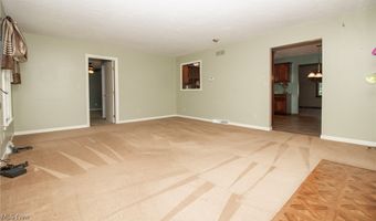 2505 Vollmer Dr, Austintown, OH 44511