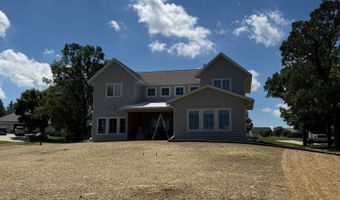 1753 Karnis Dr NW, Alexandria, MN 56308