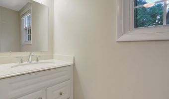 7623 ARLEN St, Annandale, VA 22003