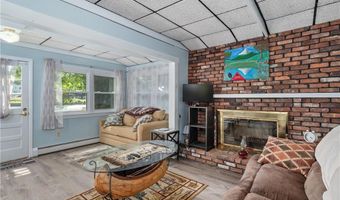 187 Lakehurst Dr, Coventry, RI 02816