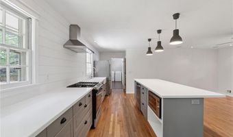 345 Meadow Dr, Alpharetta, GA 30009