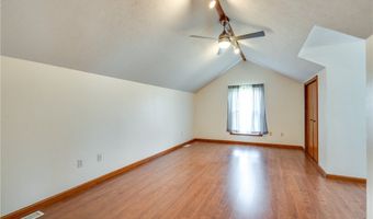 1012 Coopers Run, Amherst, OH 44001