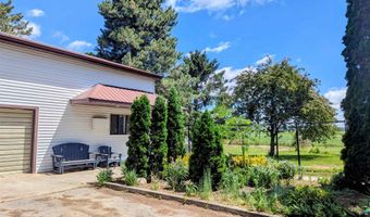 4250 Dickerson Rd, Akron, MI 48701