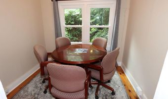 629 W Main St, Abingdon, VA 24210