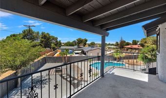 14204 Tehachapi Rd, Apple Valley, CA 92307