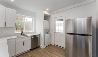 7707 RIDGE Ave, Philadelphia, PA 19128