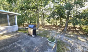 16 Cottonwood Dr, Barnegat, NJ 08005