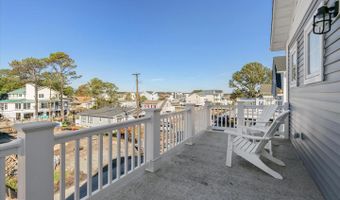 660 TINGLE Ave, Bethany Beach, DE 19930