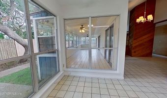1615 SEMINOLE Rd, Atlantic Beach, FL 32233