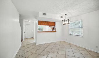 1915 MAIN St, Atlantic Beach, FL 32233