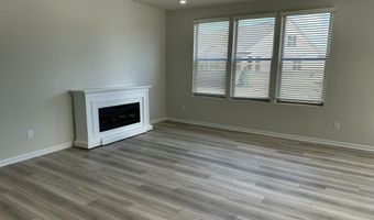 719 W Spaniel Dr, Ann Arbor, MI 48108