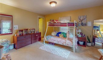 5696 Steubenville Rd SE, Amsterdam, OH 43903