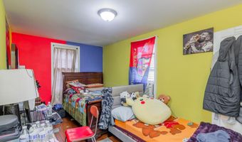 27 W 4TH St, Bayonne, NJ 07002