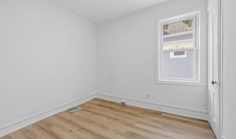 527 N Main St, Bristol, CT 06010