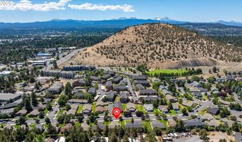 726 NE SAVANNAH Dr, Bend, OR 97701