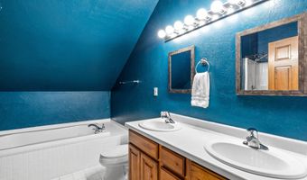 166 STOOR Dr, Alpine, WY 83128