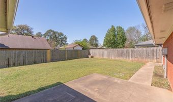 2205 Meadow Ln, Barling, AR 72923